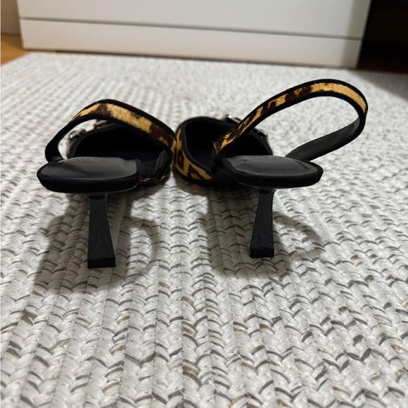 NEW Urban Outfitters Leopard Buckle Slingback Kitten Heels - Picture 9 of 12